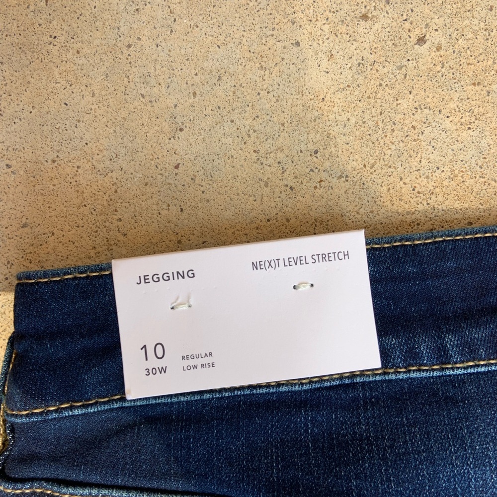 American Eagle size 10 new with tags Jeggings